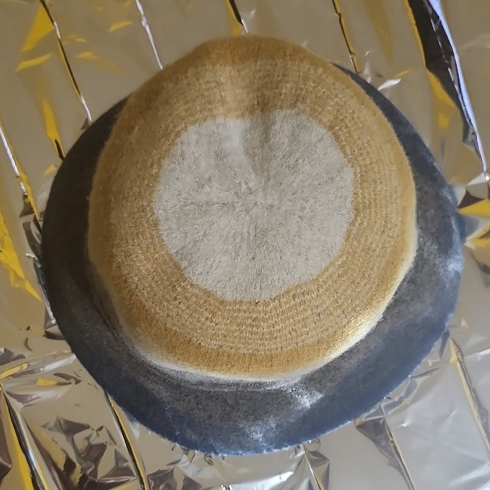 Duluth Trading Co Tan and Blue Wool Blend Hat - Picture 7 of 7